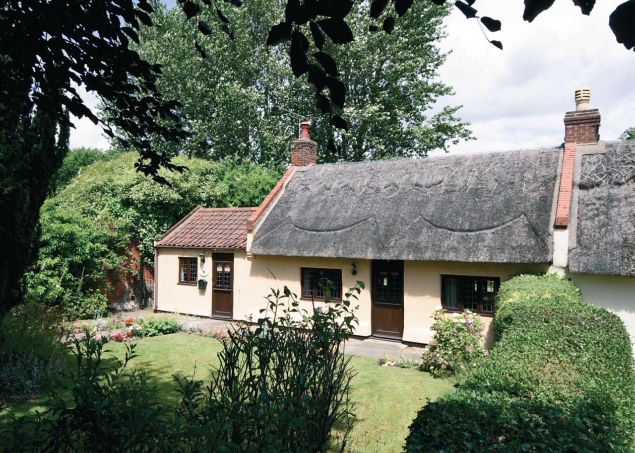 Rose Cottage - E2352 Catfield Dış mekan fotoğraf